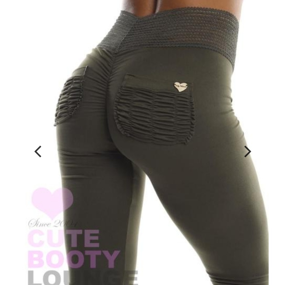 Cute booty leggings